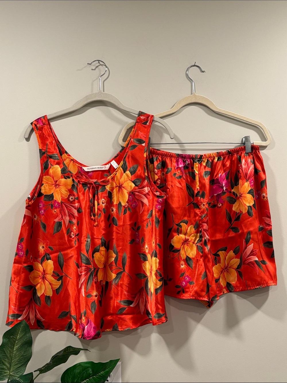 Victoria's Secret Heart Label Red Orange Floral Satin Camisole & Shorts Set